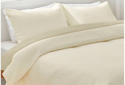 Compra colcha ICELAND Demi Moore Beige en nuestra tienda