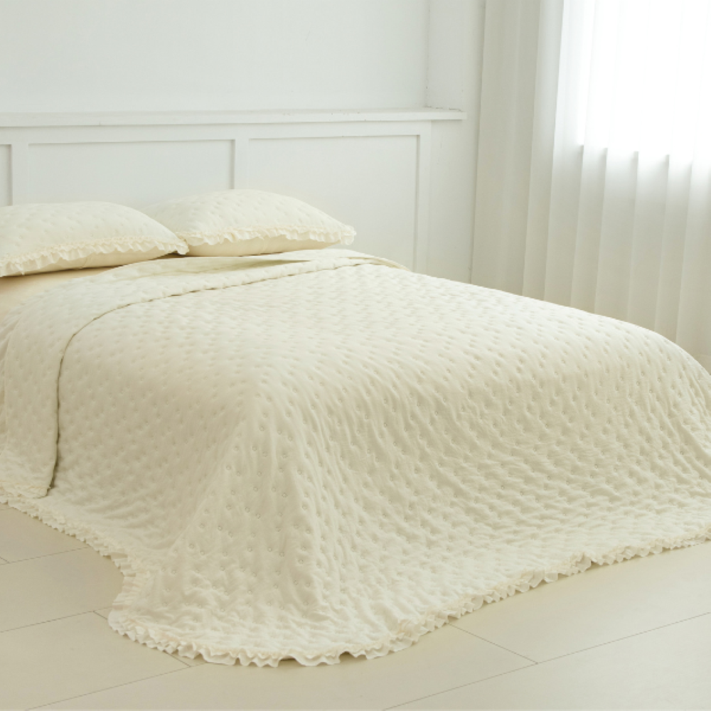 Colcha stonewash CLARA VIDAL modelo Sizan color natural ()