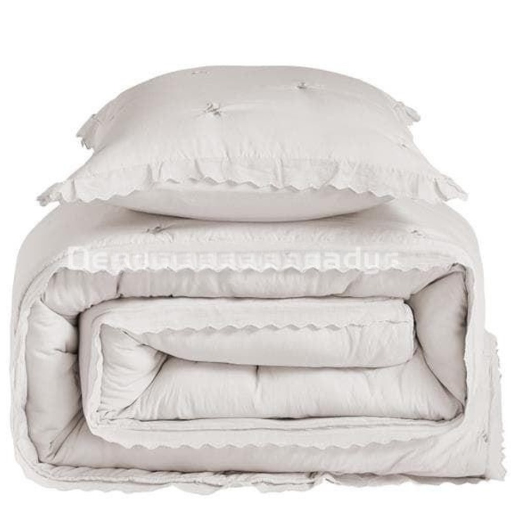 Colcha extra suave bordada SANADE de Clara Vidal color natural (3)