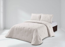 Colcha extra suave bordada SANADE de Clara Vidal color natural