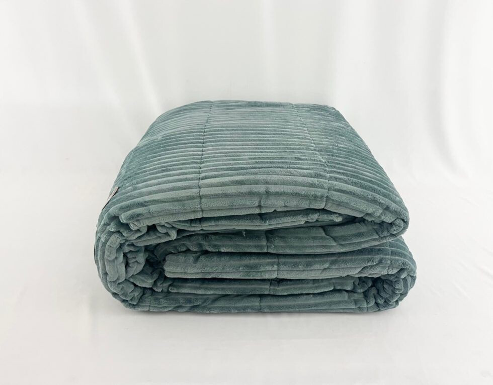 Edredón Sherpa color verde MIX de  Ankelí ()